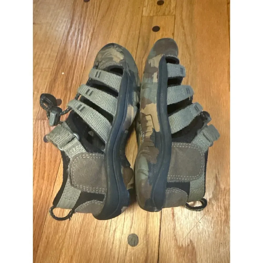 Keen Toddler Sandals Size 11 Kids Outdoor Water Hiking Shoes Excellent Condition